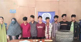 নারায়ণগঞ্জে মহিলা আওয়ামী লীগের সভাপতিসহ গ্রেপ্তার ৮